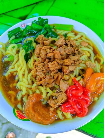 MIE AYAM PATUNG KUDA