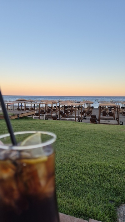 Avra Beach Bar