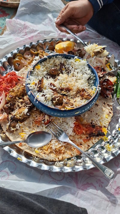 رستوران بوستان خورشید