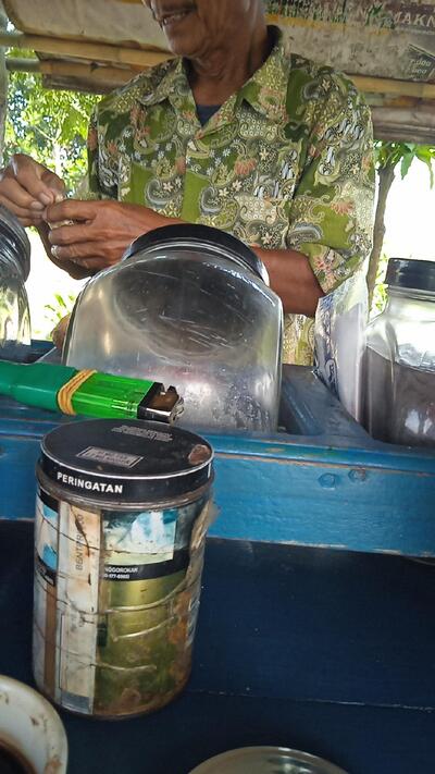 Warung Es P. Barno