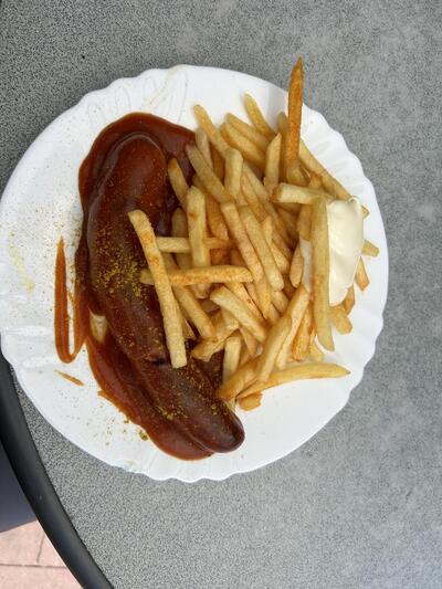 Nackensteaks Pommes Frites
