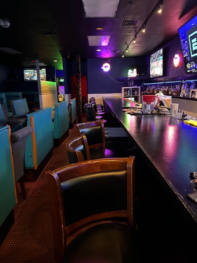 Sandy's Lounge