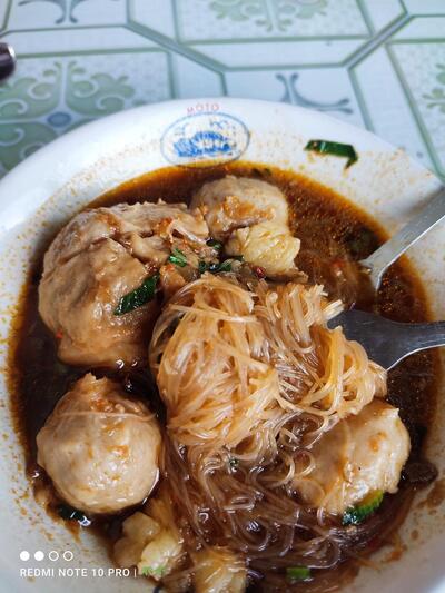 Bakso urat Bang giyut