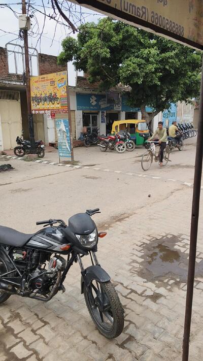 Gaurav bhojwal sutta bar