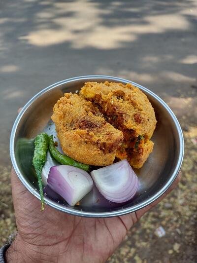 Gotkhinde Vada Pav Center