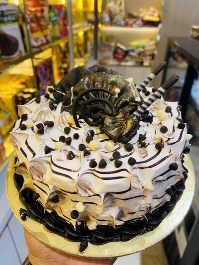 Royal Bakers (Bake Shop & Cafe)