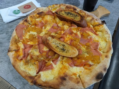 Madame Pizza