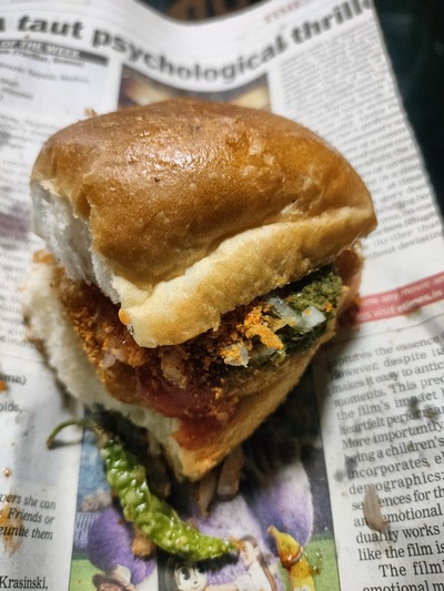 Jay Shri Ram Vada Pav