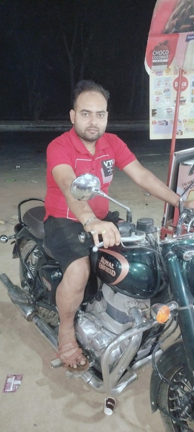 Mishra Bhojanalay and cold drink shop