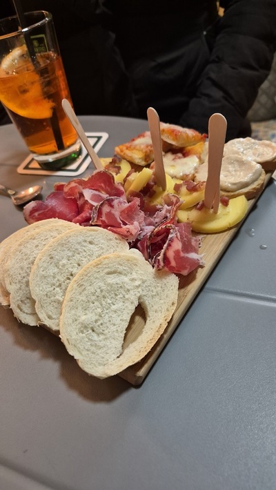 Tiny Cafè
