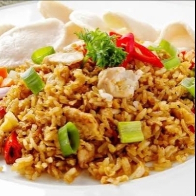 Geprek dan nasgor dua putri