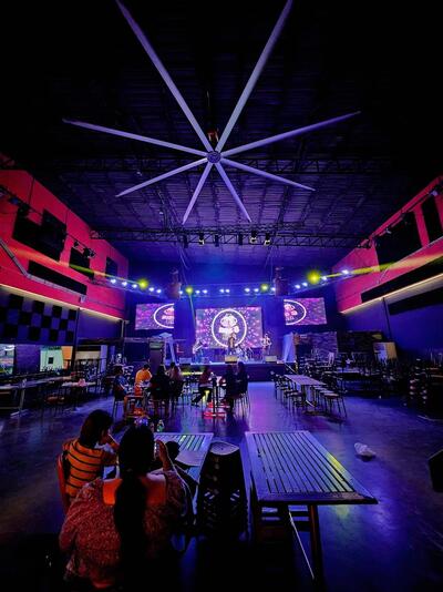 ตอง8 Bar - กระทุ่มแบน