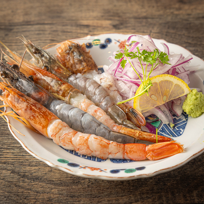 Shrimp, Horse Meat and Japanese Sake -izakaya Ikebukuro Mikuni-kouji Branch