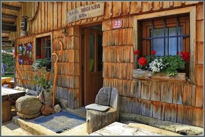 Koča na planini Dolga njiva