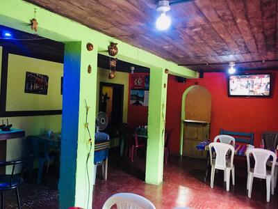 COMEDOR Y HOSPEDAJE VERAPAZ