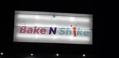 Bake n shake