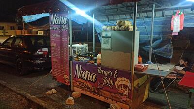 Nana Burger&John