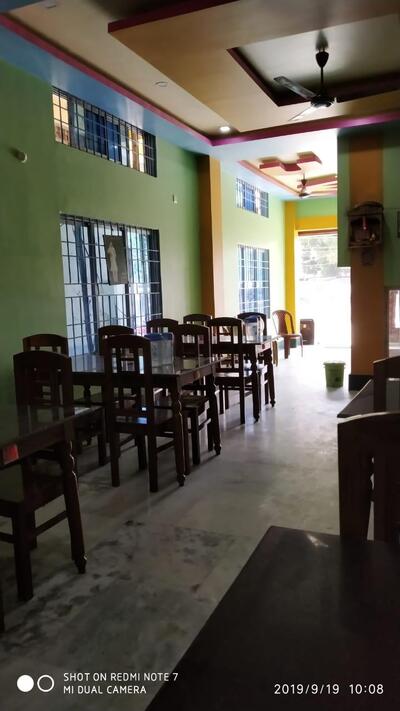 New Bajwi Hotel & Restaurant