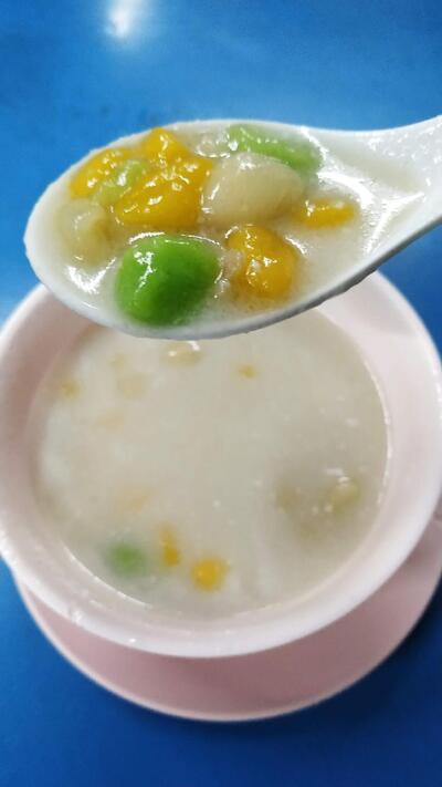 ร้านขนมหวานเจ้าเจมส์