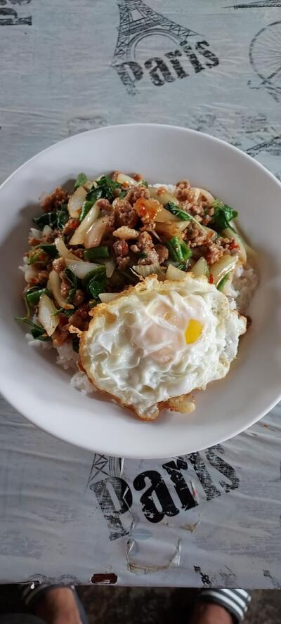ร้านอาหารตามสั่งป้าพร