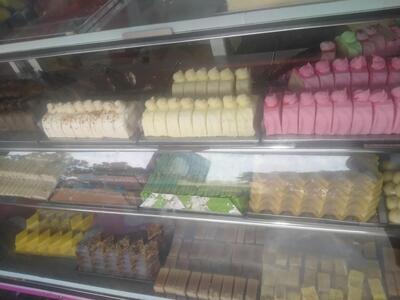 Mayura Bakery & Sweets