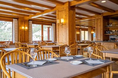 1425 Restaurant by abba Ordino Babot
