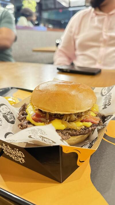 Anfitrião Burger Samambaia