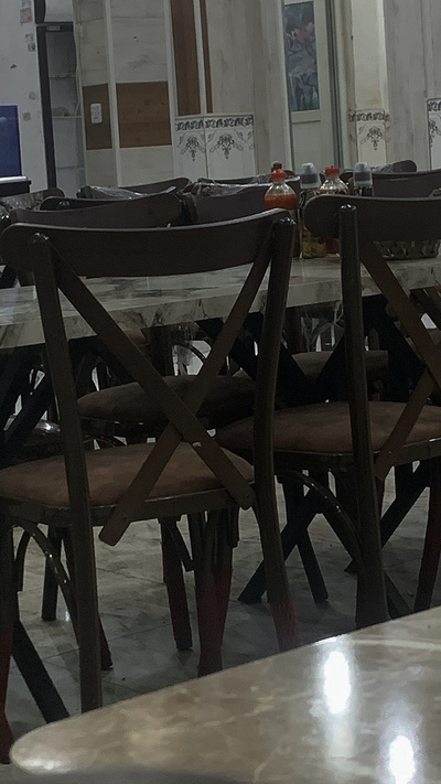 مطعم وكافتريا بغداد