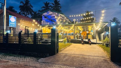 Moon night pizza restaurant