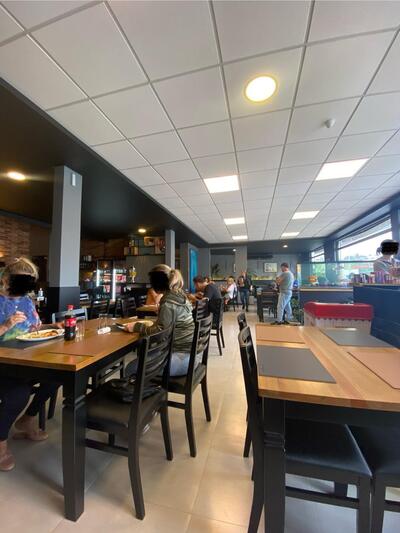 Aquários Centro - Almoço, Pizzas, Sushi, Burgers, Chapeados.