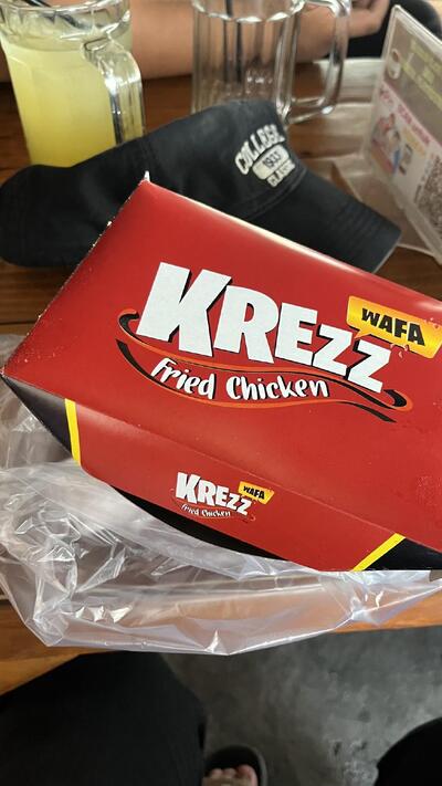 Krezz Wafa Fried Chicken Sawotratap