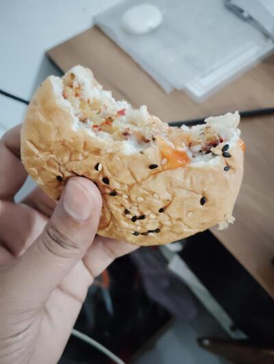 Nadya Amrittulya Chai and fast food