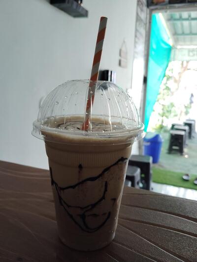 Nadya Amrittulya Chai and fast food