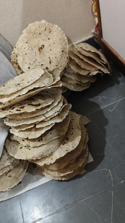 SRI BHAGYAWANTI ROTI KENDRA ಶ್ರೀ ಭಾಗ್ಯವಂತಿ ರೊಟ್ಟಿ ಕೇಂದ್ರ ಮತ್ತು ಕರಿ ಪಾಯಿಂಟ್