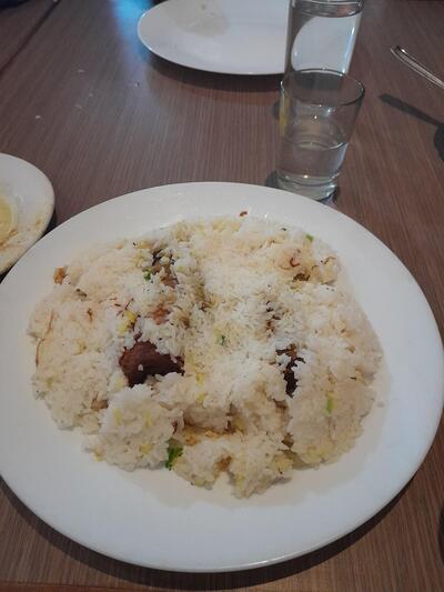 Raras family food court