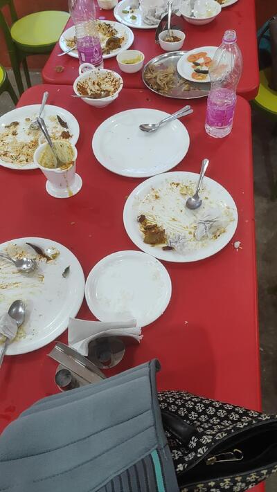 New Sharma Marwadi Hotel