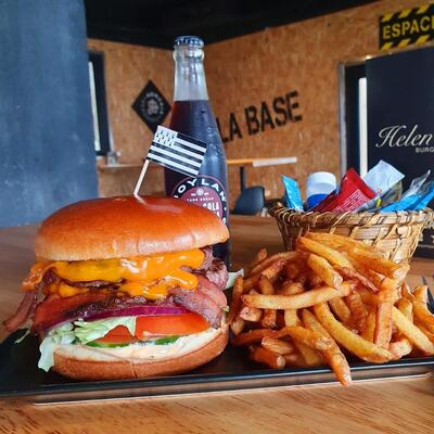 Helen’s burger