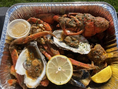 Lizzy's seafood Boxes