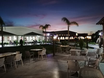 Complexe Amazone Guercif : Hôtel, Café & Restaurant, Aire de Jeux & Piscine