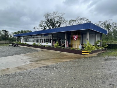 V8 Food stop and Gasoline Station