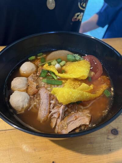 ก๋วยเตี๋ยวสองพี่น้อง T&T