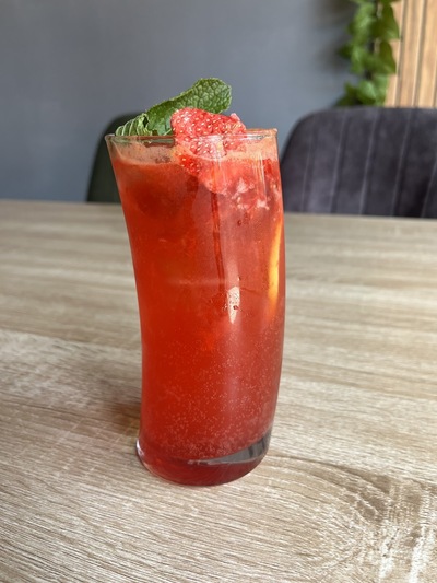 Bistro lounge