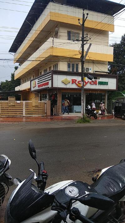 Royal Sweets Factory Outlet