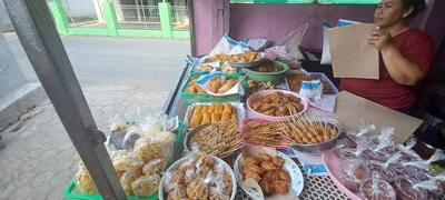 Warung Nasi Kuning Ibu Suti