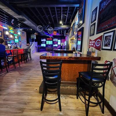The Grand Finale Sports Bar Grill & Lounge
