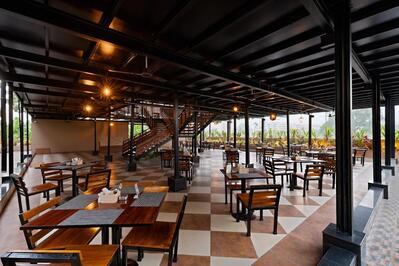 SS Bottoms Lounge Bar