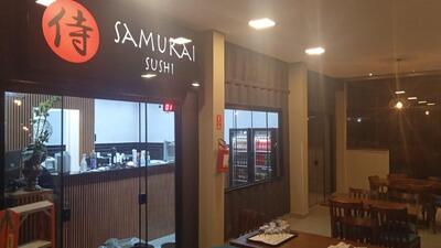 Comida Japonesa e Petiscaria Nina Sushi Louveira