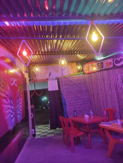 Cafe u&me nepanagar