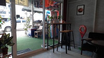 Lucky Cafe