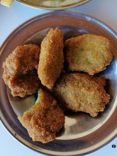 مطعم ابناء الشرقية للفول والطعمية